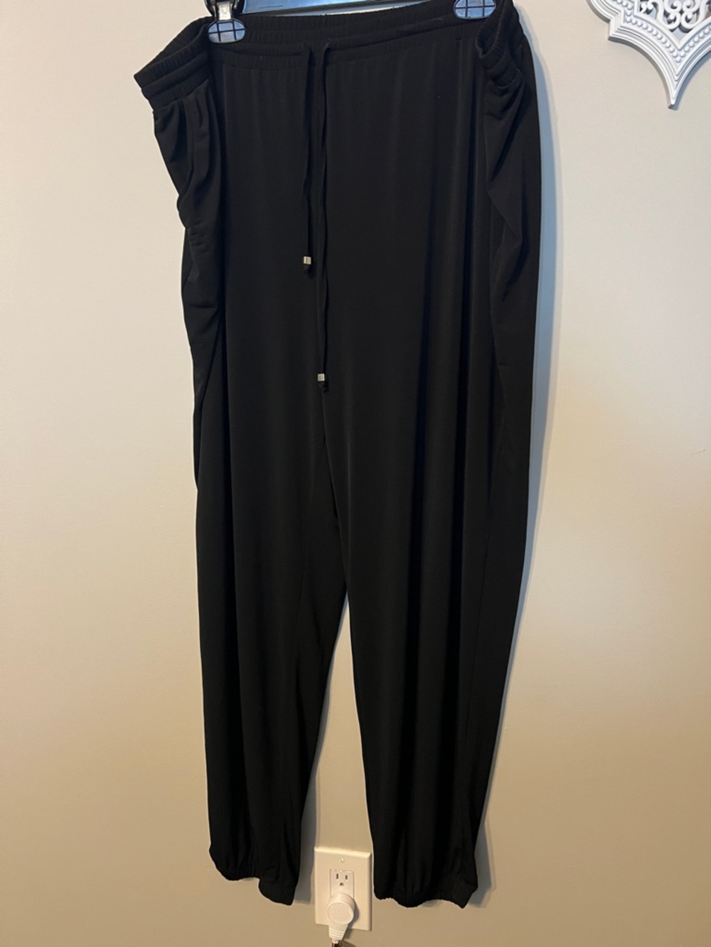 NY Collection Black Drawstring Jogger Pants